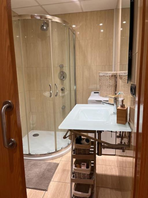 Apartamento Piso Centrico Y Acogedor Figueras Exterior foto